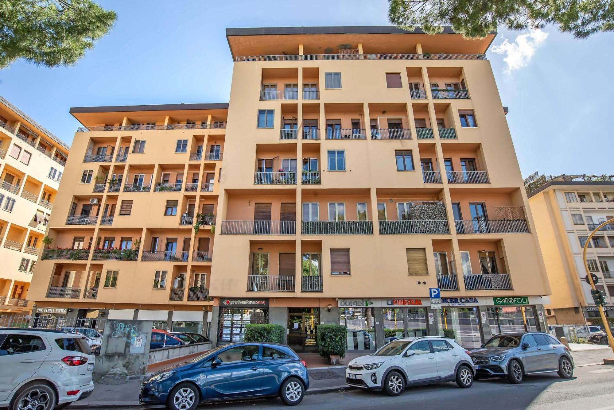 Lusa Suite With Free Private Parking Florença Exterior foto